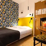 Otel De La Paix