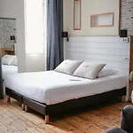Otel De La Paix 2*