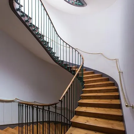 De La Paix