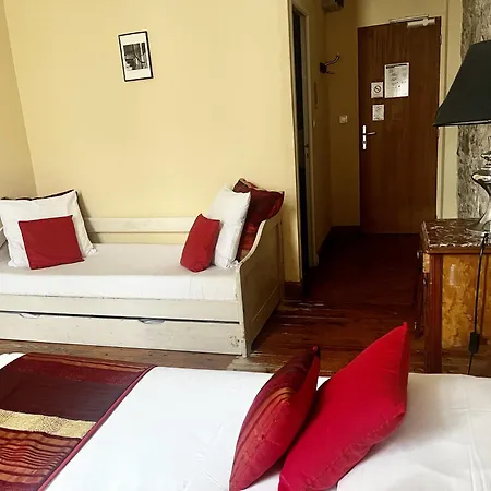 Hotell De La Paix La Rochelle (Charente-Maritime)