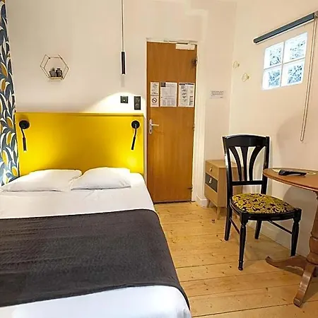 Hotel De La Paix