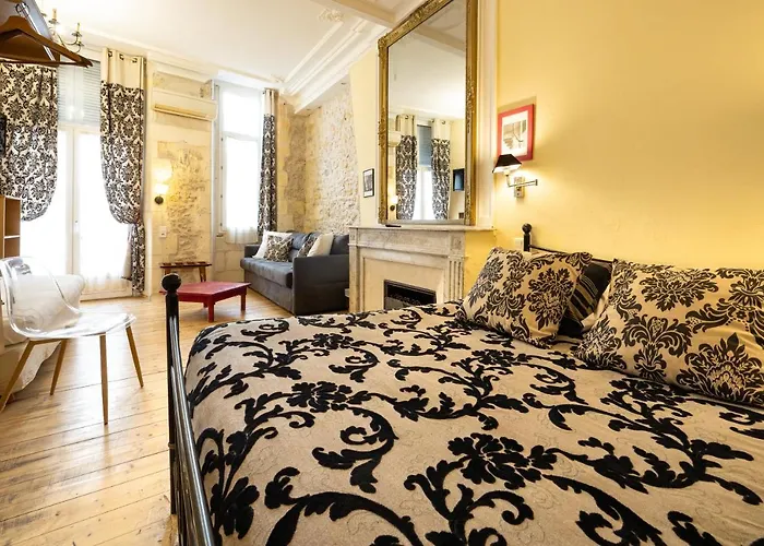 Hotel De La Paix La Rochelle (Charente-Maritime)