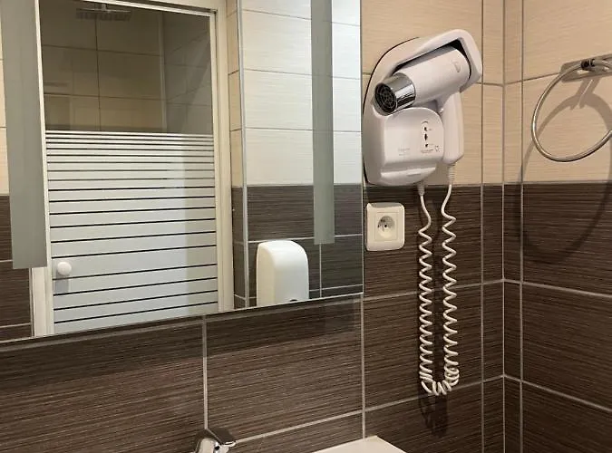 Hotel De La Paix La Rochelle (Charente-Maritime)