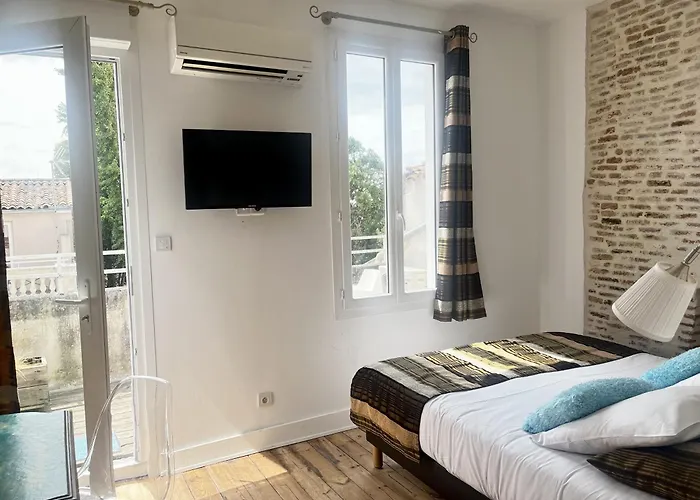 Hotel De La Paix La Rochelle (Charente-Maritime)