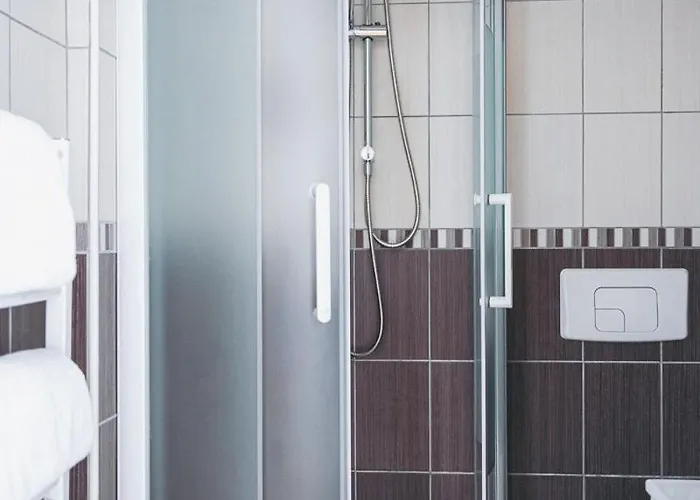 De La Paix 2* La Rochelle (Charente-Maritime)