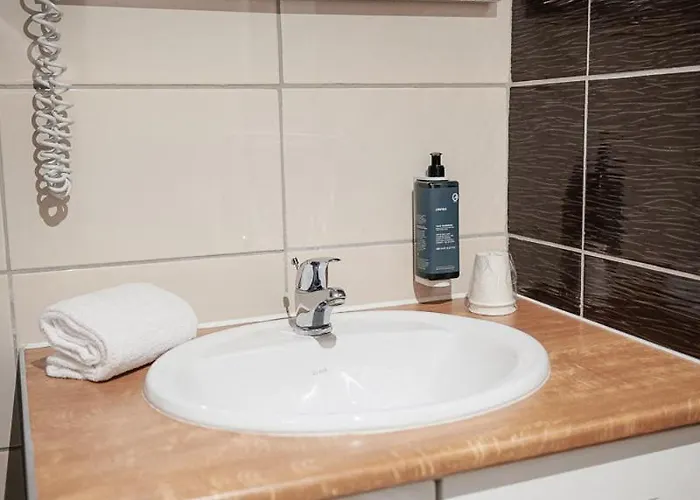 De La Paix 2* La Rochelle (Charente-Maritime)